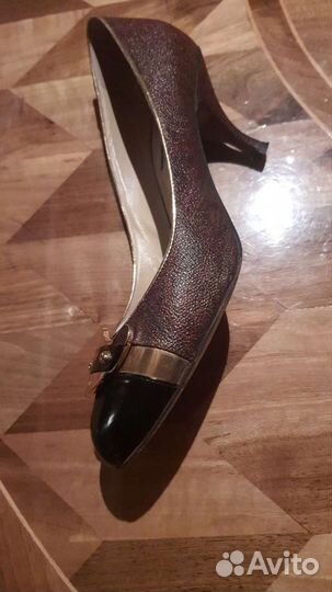 Туфли женские 38 размер оригинал