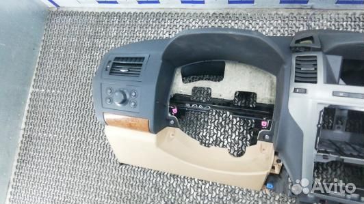 Панель приборов (торпедо) opel zafira B (3BR09IS01