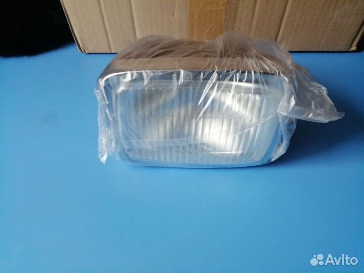 Фара квадратная Delta