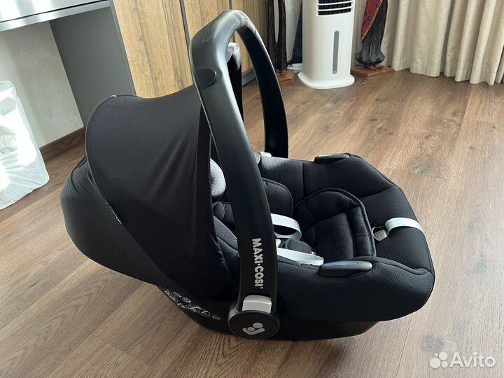 Автолюлька Maxi-Cosi CabrioFix i-size Black