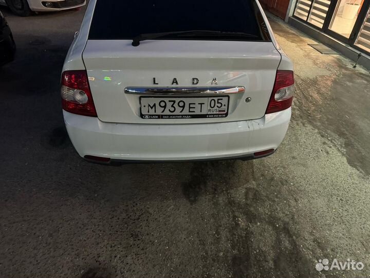 Задний бампер хэтчбек