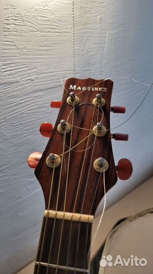 Электроакустическая гитара Martinez FAW 1216 EQ