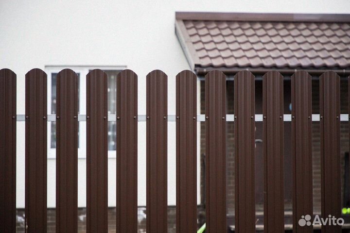 Евроштакетник забор от производителя с доставкой