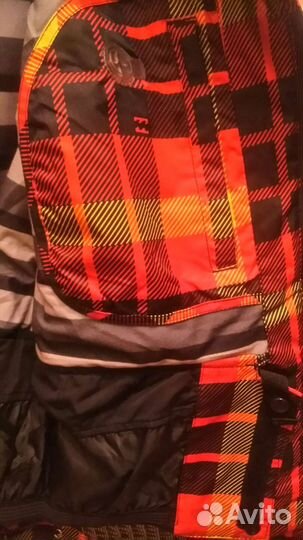 Куртка горнолыжная размер М