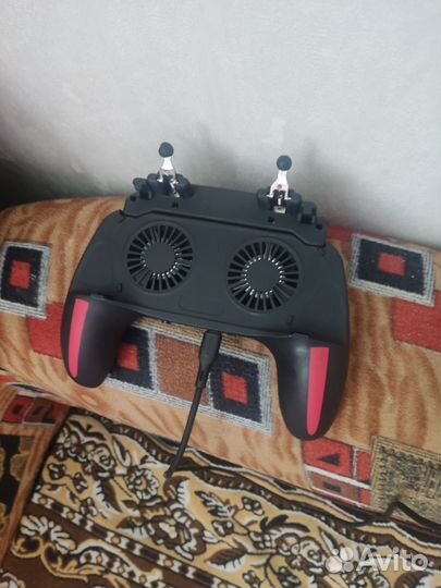 Подставка с охлаждением