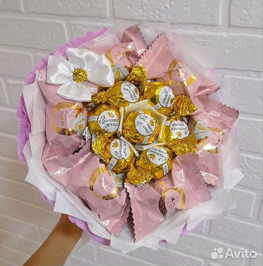 Сладкий букет из конфет