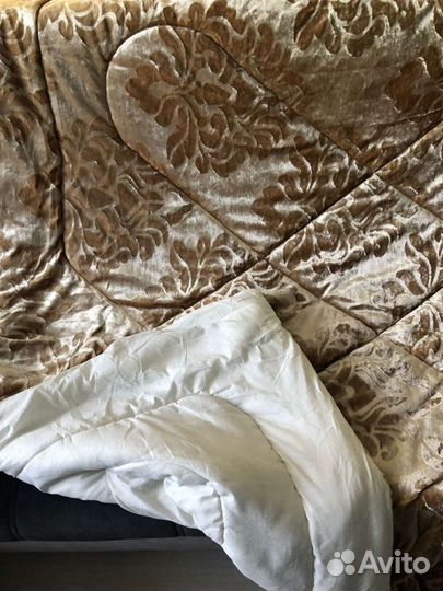 Одеяло с 2 подушками