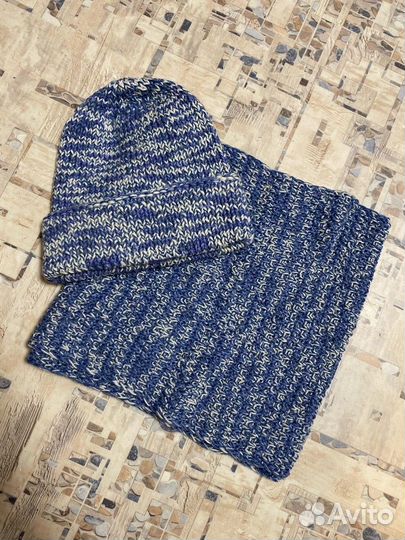 Шапка шерстяная вязанная женская новая