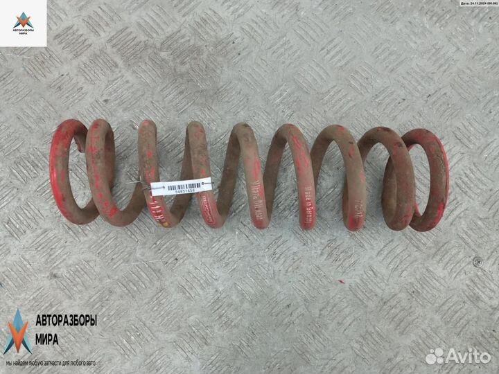 Пружина задняя Suzuki Grand Vitara 2 2007