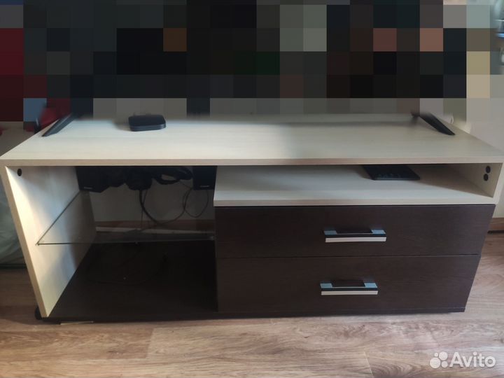 Тумба под телевизор