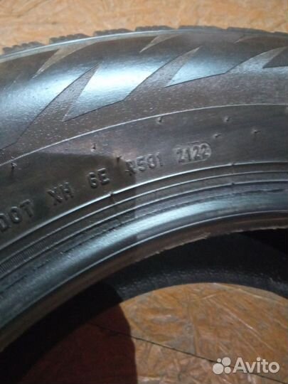 Pirelli Formula Ice 225/65 R17 102T