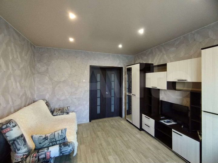 2-к. квартира, 53 м², 3/9 эт.