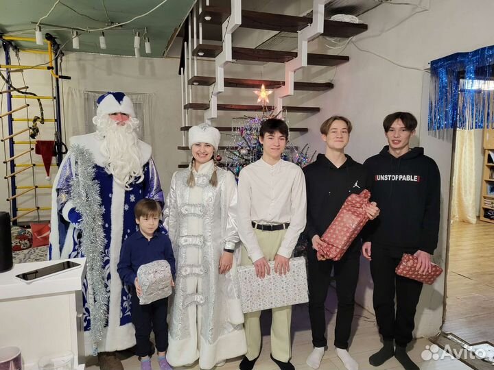 Дед Мороз и Снегурочка