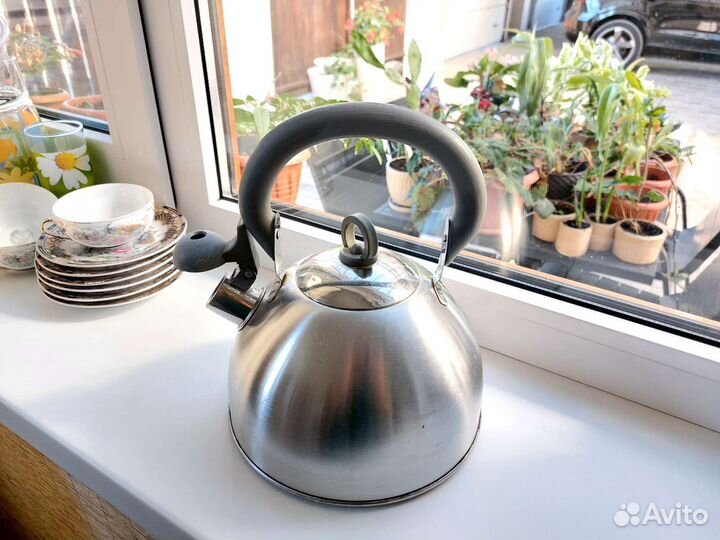 Чайник vitezze со свистком для газовой плиты