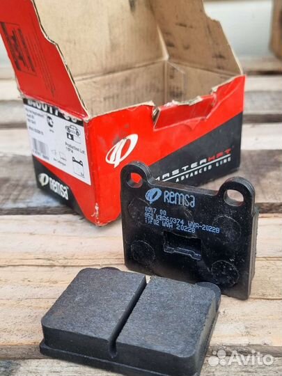 Тормозные колодки на volkswagen golf 1