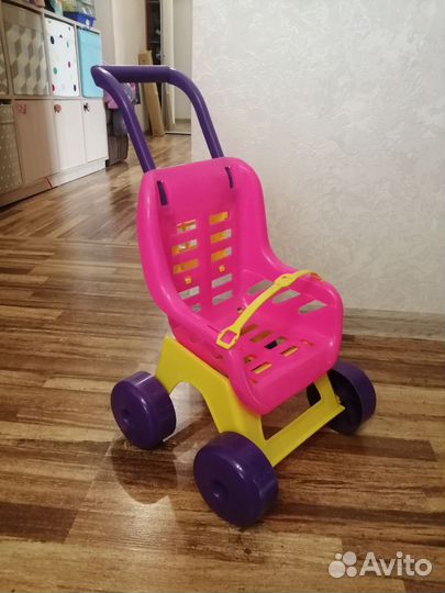 Коляска для кукол