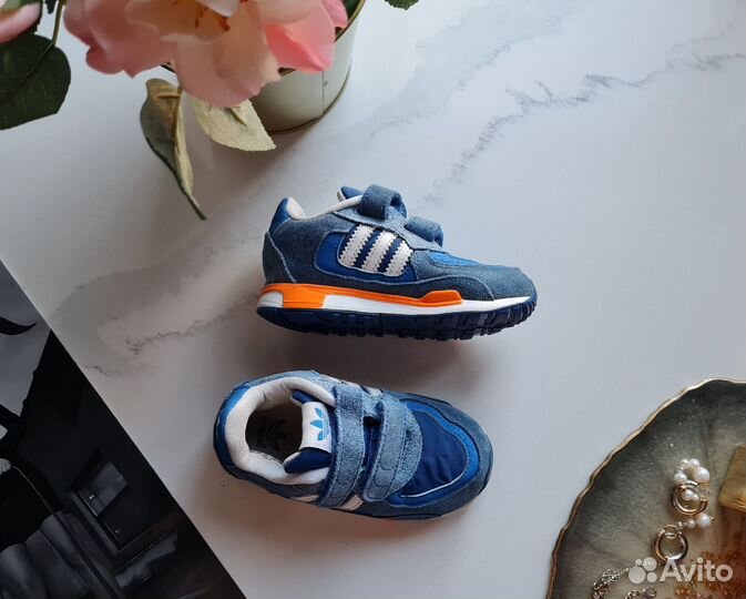 Кроссовки детские 23 размер adidas