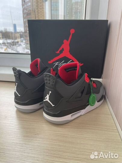 Nike air jordan 4 retro