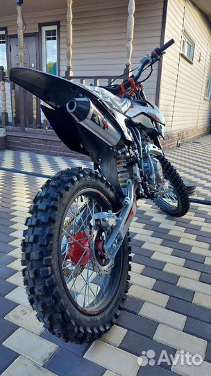 Мотоцикл Кросс Motoland CRF 250 (172FMM)