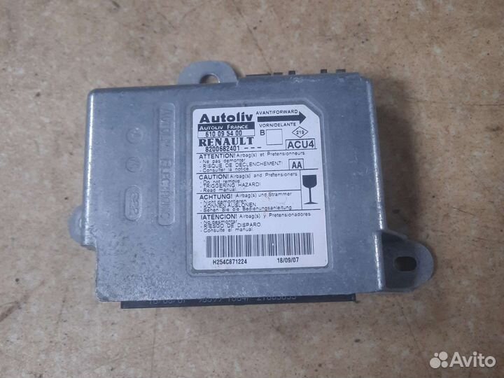 Блок управления airbag Renault megane