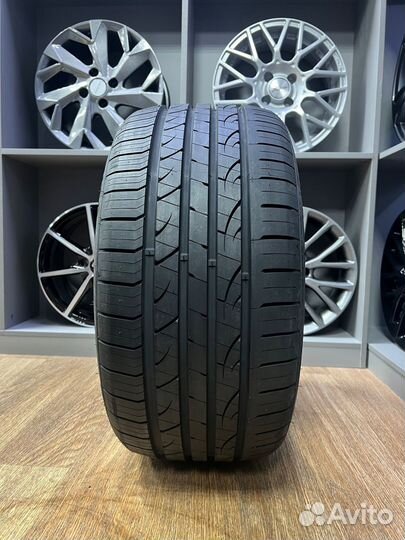 Fortune FSR702 245/35 R19 93Y