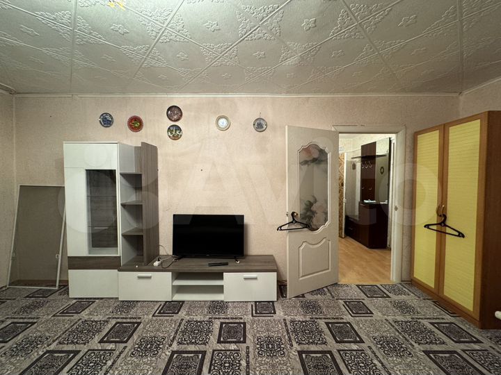 4-к. квартира, 70 м², 6/9 эт.