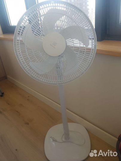 Вентилятор electrolux EFF-1005