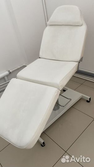 Косметологическая кушетка