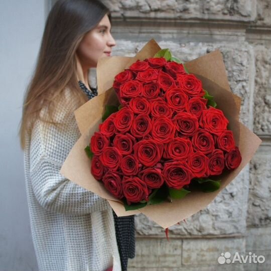 Букет цветов с доставкой из высоких роз (эквадор)