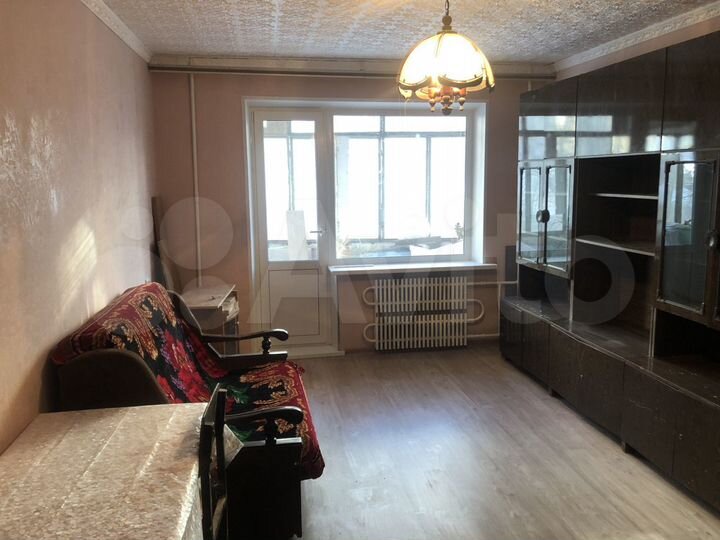 2-к. квартира, 50 м², 1/5 эт.