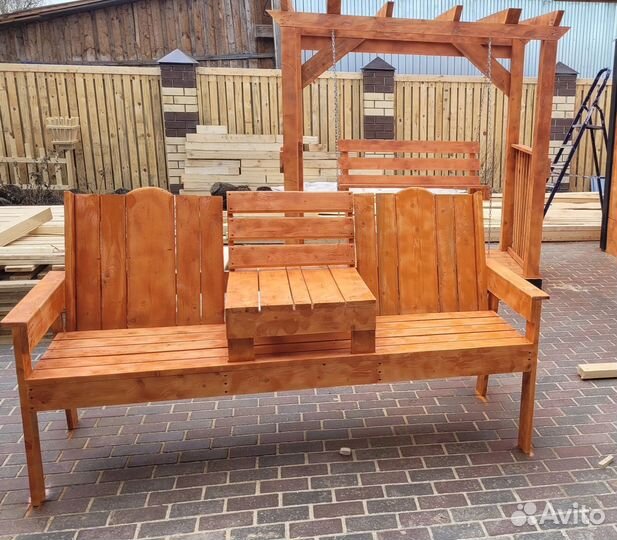 Резные изделия из дерева