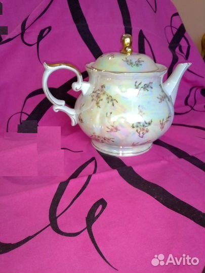 Чайник от сервиза Мадонна Oscar Schlegelmilch