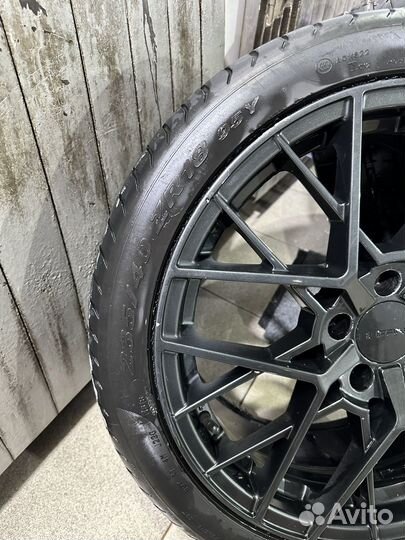 R18 Pirelli P Zero 235/40, PCD 5x112 DIA 66.6