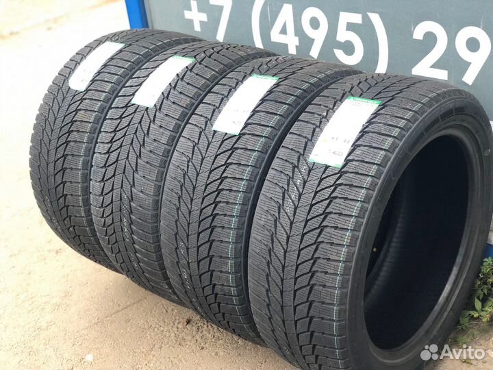 Triangle PL01 275/45 R21 110R