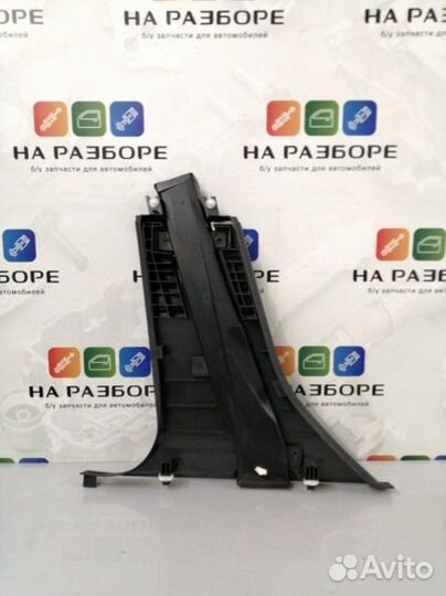 Накладка на стойку внутренняя правая Volvo S60