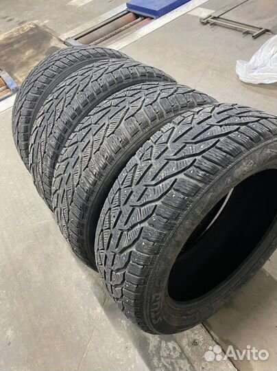 Kormoran Stud 2 215/55 R17