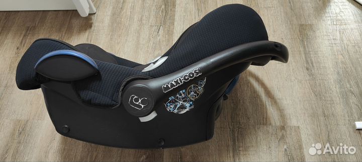 Автокресло, автолюлька Maxi-Cosi Cabrio Fix