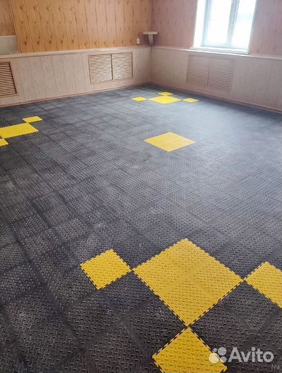 Пвх-плитка для автосервиса