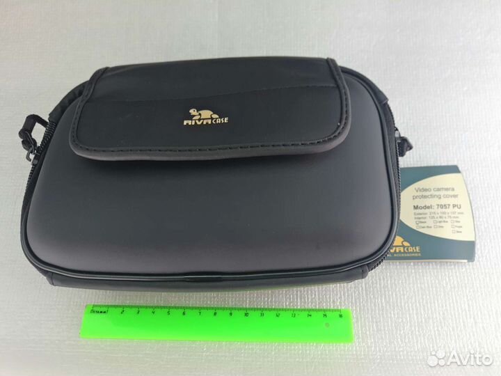 Новая сумка/чехол RivaCase модель : 7057PU