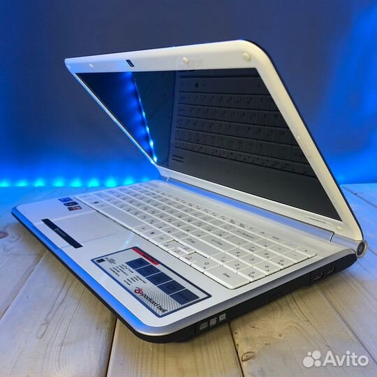 Ноутбук Packard Bell EasyNote TJ76
