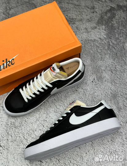 Nike Blazer Low 77 Black White