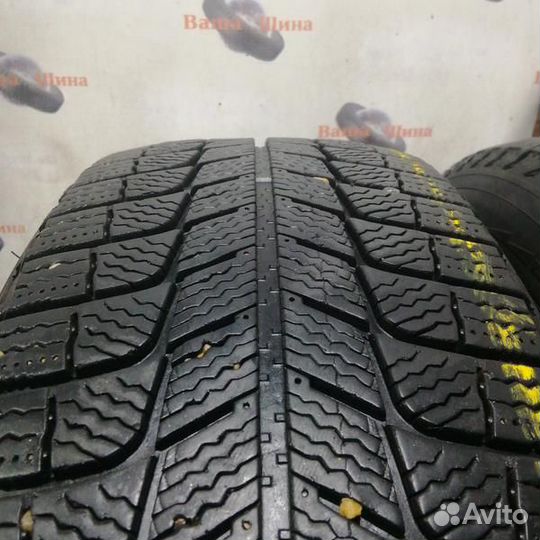 Michelin X-Ice XI3 215/65 R17