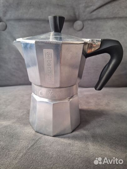 Гейзерная кофеварка