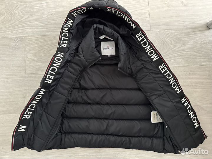 Жилетка moncler