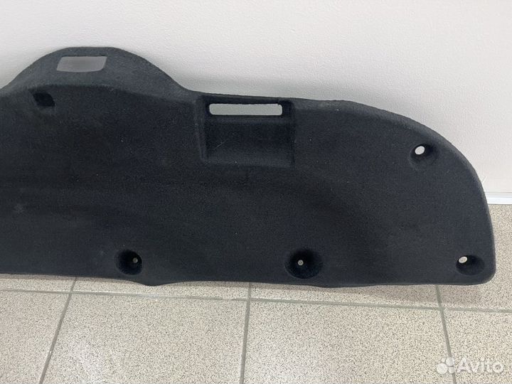 Обшивка крышки багажника Hyundai Solaris 2017