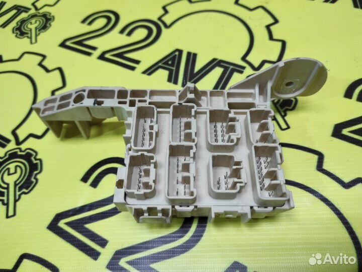 Блок предохранителей Toyota Vista SV50 3S-FSE