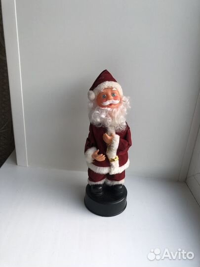 Дед мороз на батарейках танцует и музыка