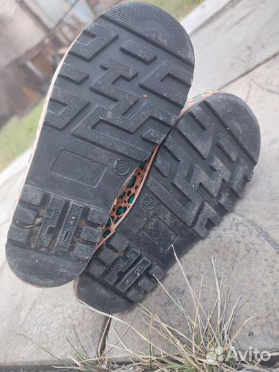 Сапожки резиновые на девочку