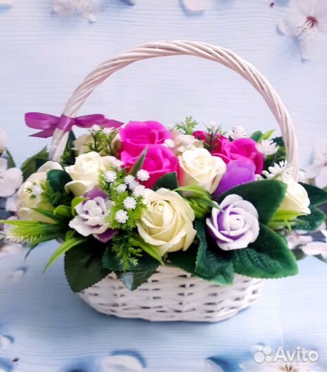 Букет из мыльных роз в корзине
