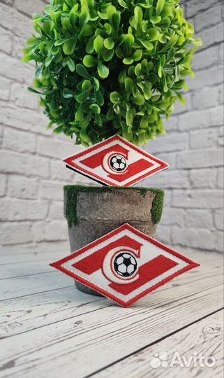 Машинная вышивка на одежде